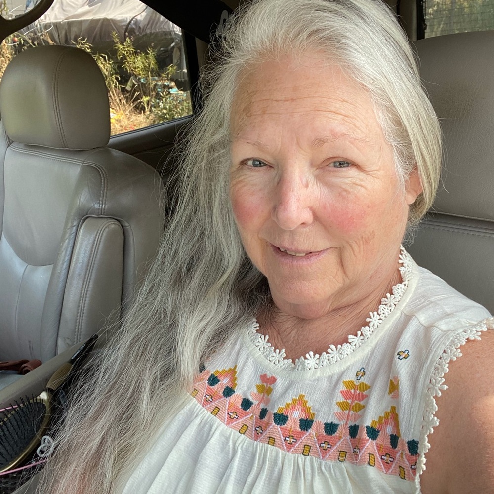 Meet your Posher, Stephie